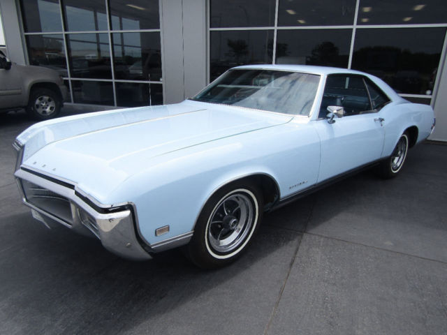 1969 Buick Riviera - photo 2