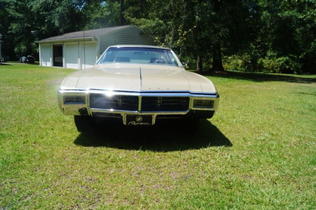 1969 Buick Riviera - photo 2