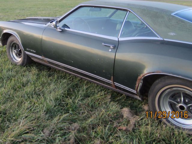 1969 Buick Riviera 2-Door Coupe - photo 13