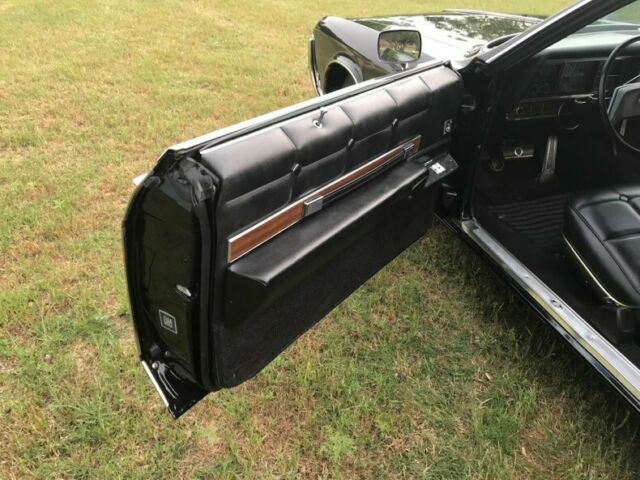 1969 Buick Riviera GS, 430 V8, Auto, A/C, PS, PB, Tilt - photo 10