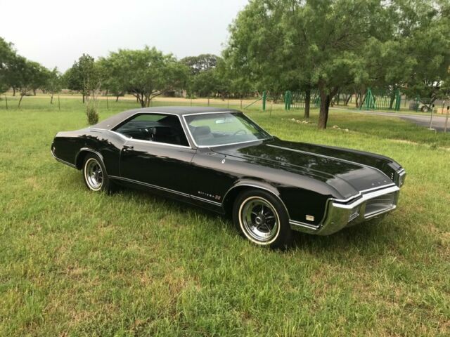 1969 Buick Riviera GS, 430 V8, Auto, A/C, PS, PB, Tilt - photo 4