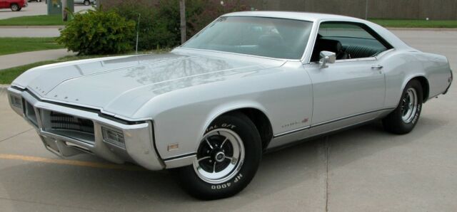 1969 Buick Riviera