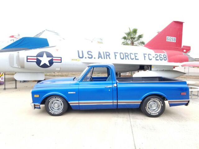 1969 C10 6.0 LS short bed bucket seats 1969 Chevrolet C-10