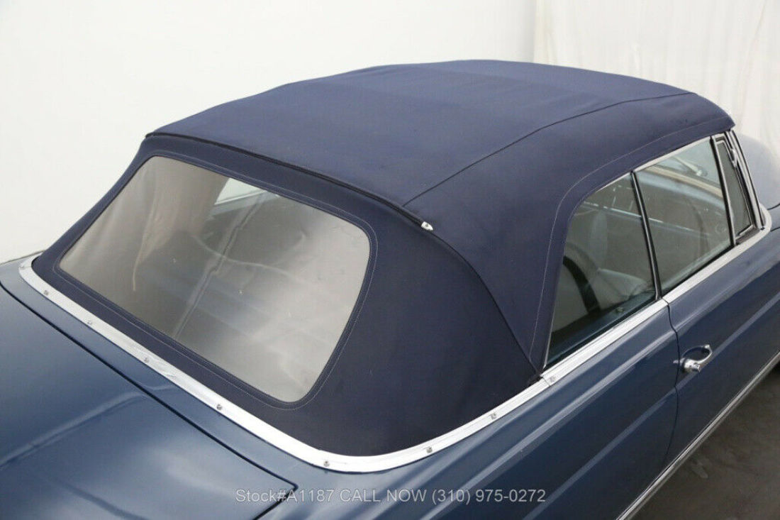 1969 Mercedes-Benz 200-Series Cabriolet - photo 12