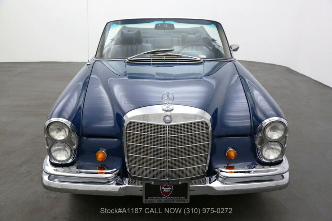 1969 Mercedes-Benz 200-Series Cabriolet - photo 2