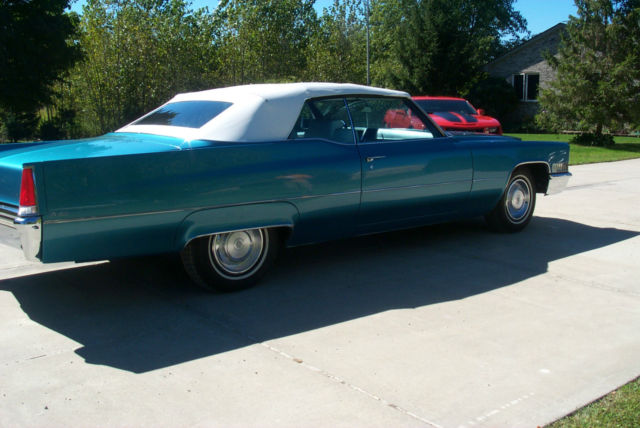 1969 Cadillac DeVille - photo 2