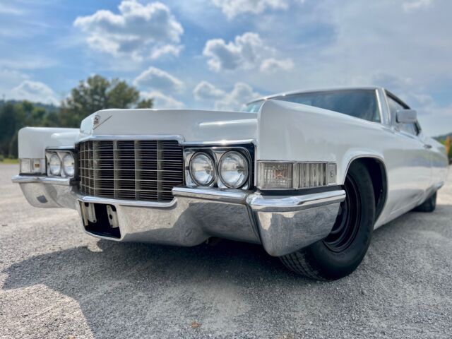 1969 Cadillac DeVille - photo 2