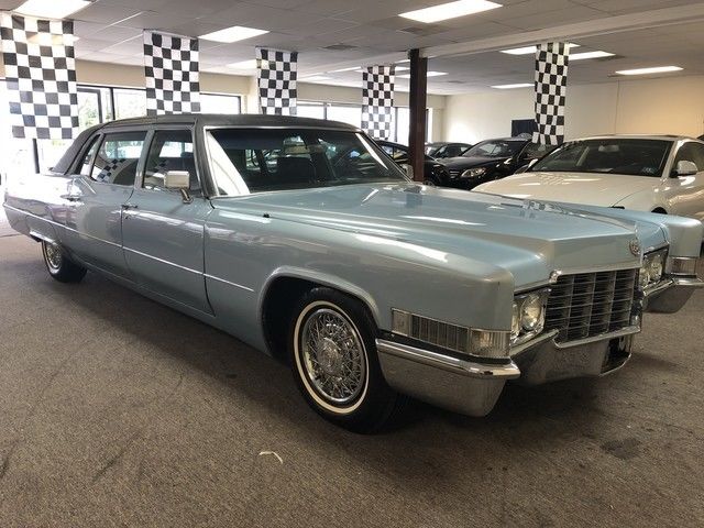 1969 Cadillac Fleetwood Limousine - photo 3