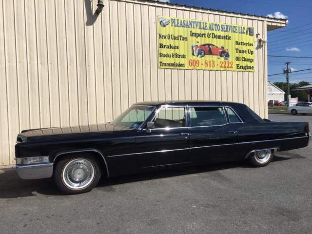 1969 Cadillac Fleetwood Series 75 (sedan) - photo 3