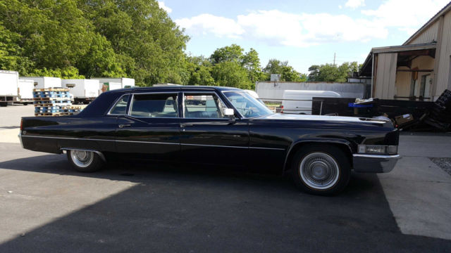 1969 Cadillac Fleetwood Series 75 (sedan) - photo 8