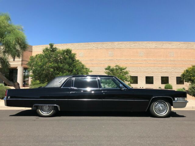 1969 Cadillac Fleetwood Series 75 Sedan Limousine - photo 4