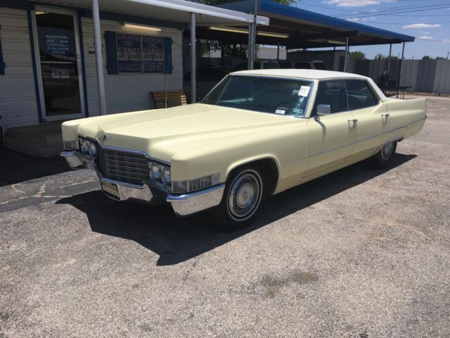 1969 Cadillac DeVille HARD TOP SEDAN DEVILLE