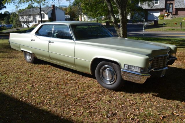 1969 Cadillac Sedan DeVille 4 door hardtop Offers Welcome! 1969 Cadillac Sedan DeVille