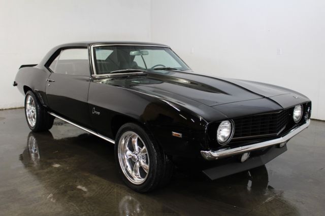 1969 Chevrolet Camaro disc brakes