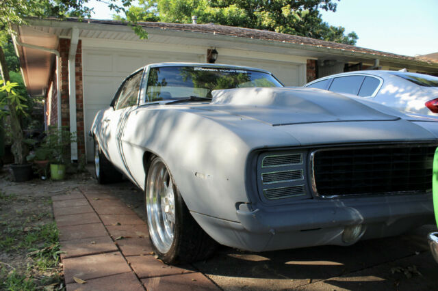 1969 Chevrolet Camaro standard - photo 2