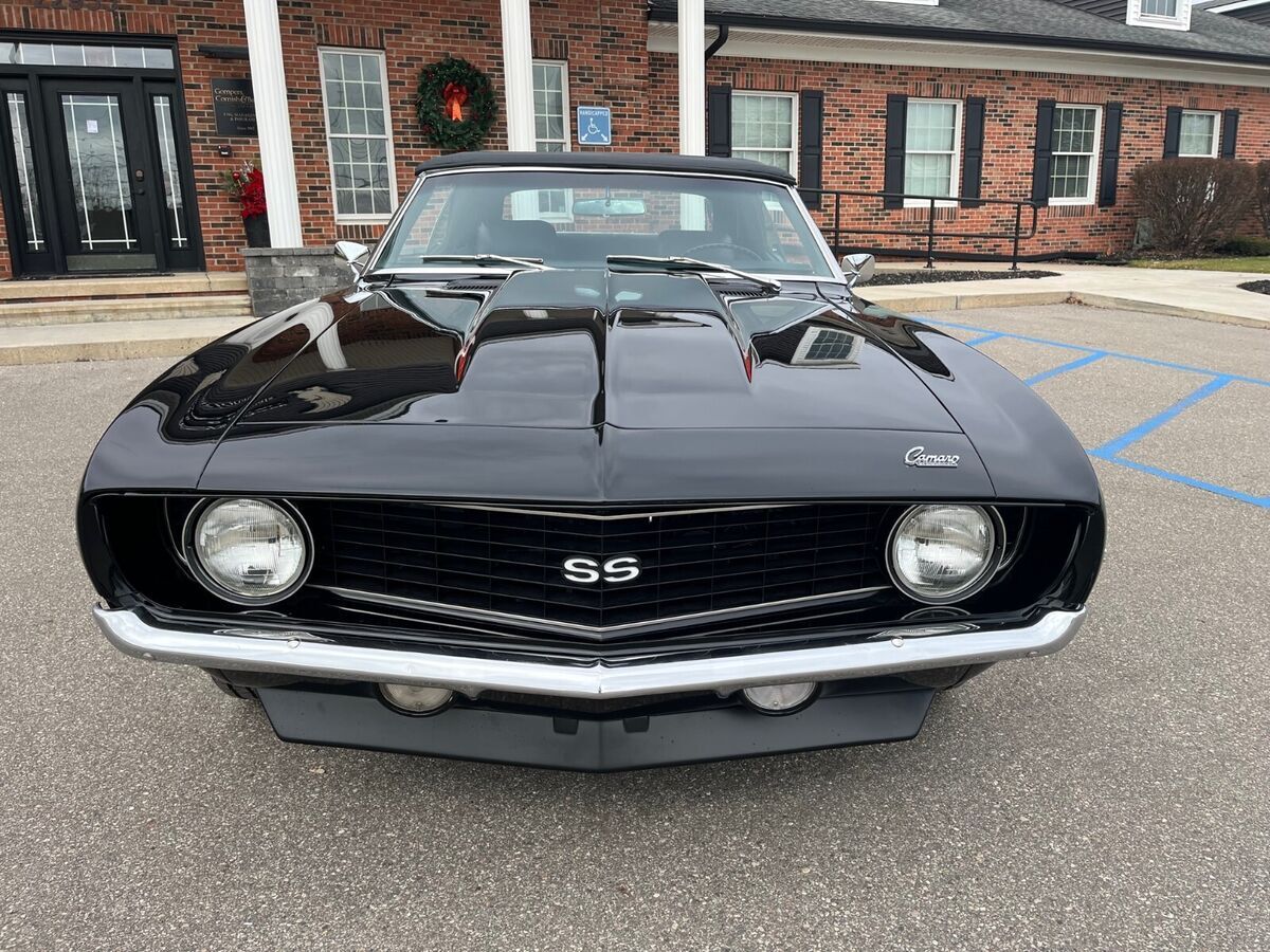 1969 Chevrolet Camaro - photo 9