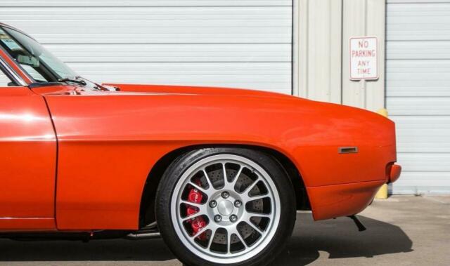 1969 Chevrolet Camaro DSE everything, A/C 6 sp restomod pro touring - photo 13