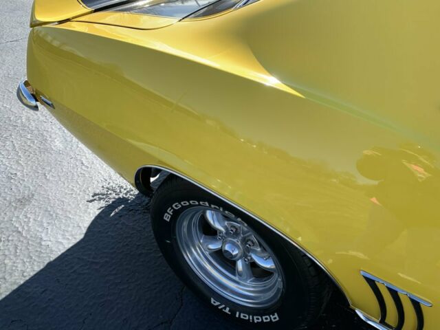 1969 Chevrolet Camaro - photo 9