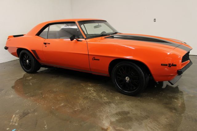 1969 Camaro GM crate 350 auto 4 wheel SSBC disc slotted disc PS bluetooth radio 1969 Chevrolet Camaro