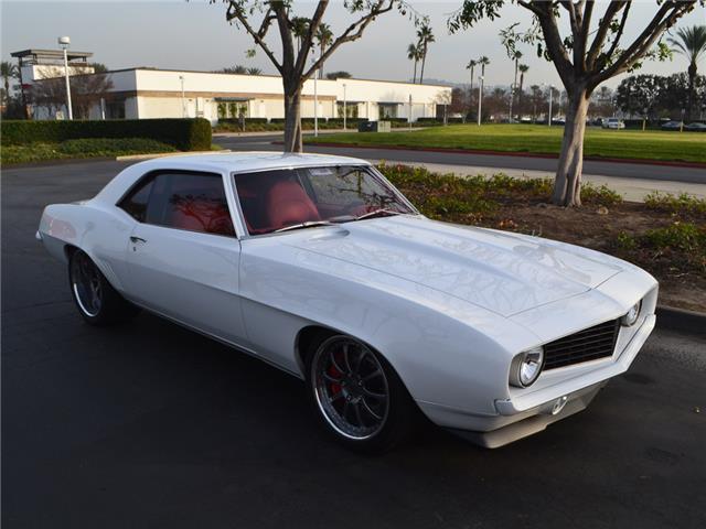 1969 Camaro Pro-Touring Coupe, White w/Red int. Wegner 416/850hp, 5-Speed Manual 1969 Chevrolet Camaro Resto Mod