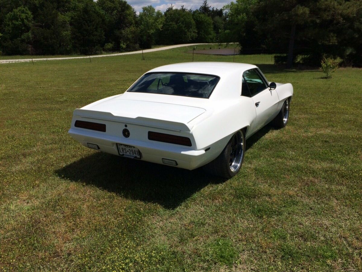 1969 Chevrolet Camaro - photo 12