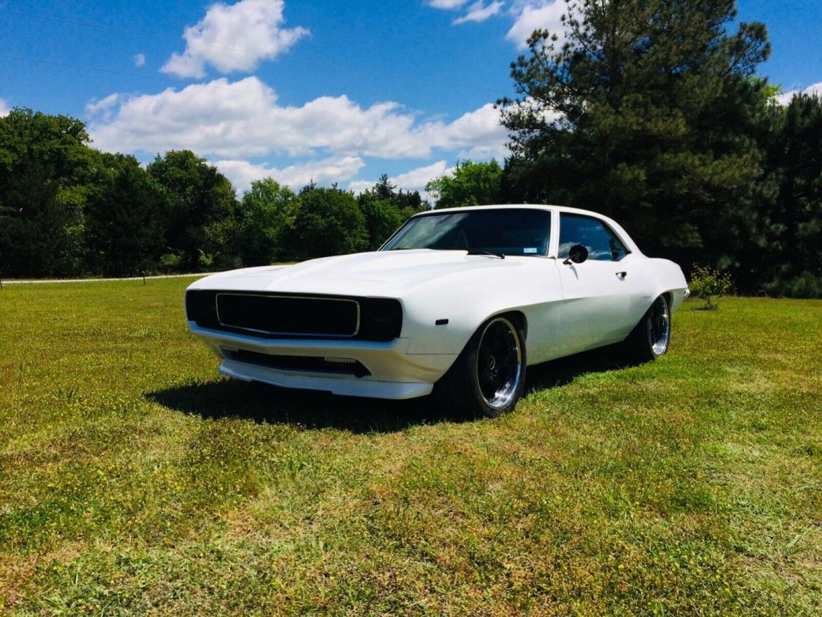 1969 Chevrolet Camaro - photo 13