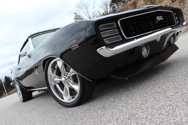 1969 Chevrolet Camaro RS/SS Resto Mod - photo 2