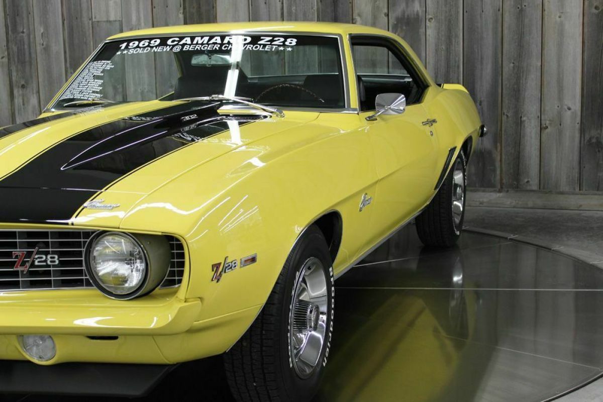 1969 Chevrolet Camaro Real Z28 4spd. Frame Off Restored - photo 9