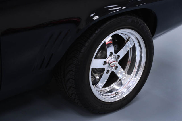 1969 Chevrolet Camaro - photo 12