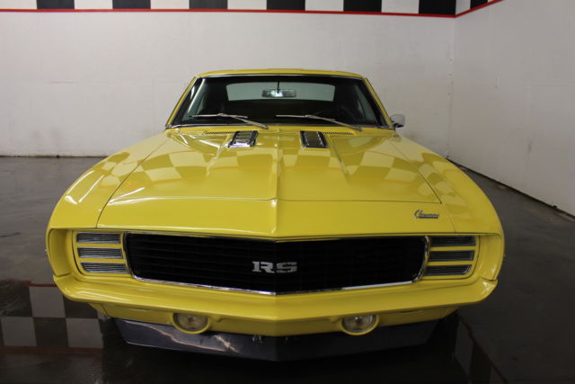 1969 Chevrolet Camaro RS - photo 2