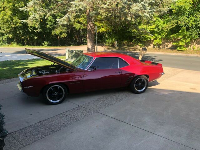 1969 Chevrolet Camaro RS - photo 4