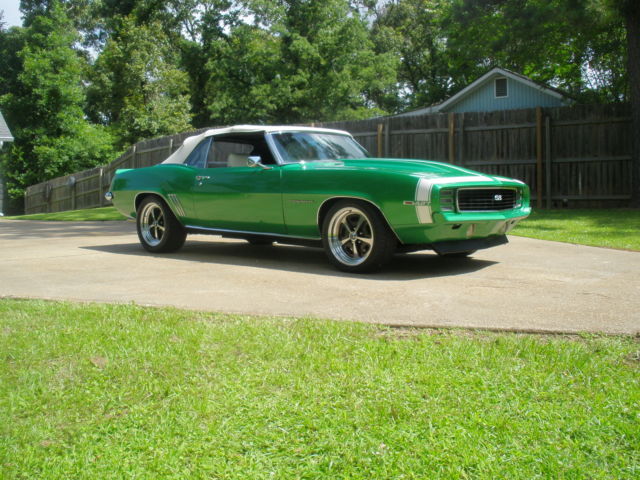 1969 Chevrolet Camaro - photo 2