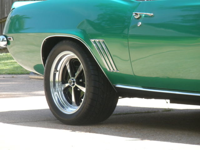 1969 Chevrolet Camaro - photo 4
