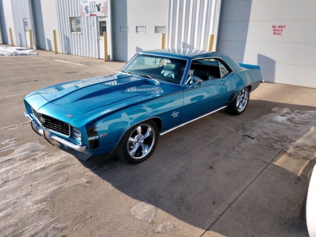 1969 Chevrolet Camaro - photo 2