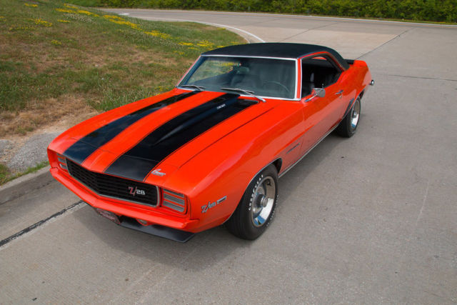 1969 Chevrolet Camaro RS/ Z28 - photo 3