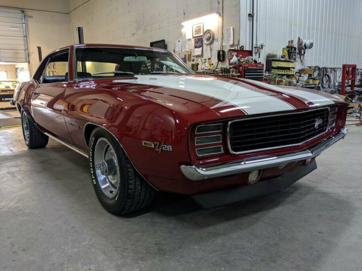 1969 Chevrolet Camaro Z28 ALL NUMBERS MATCH - photo 2