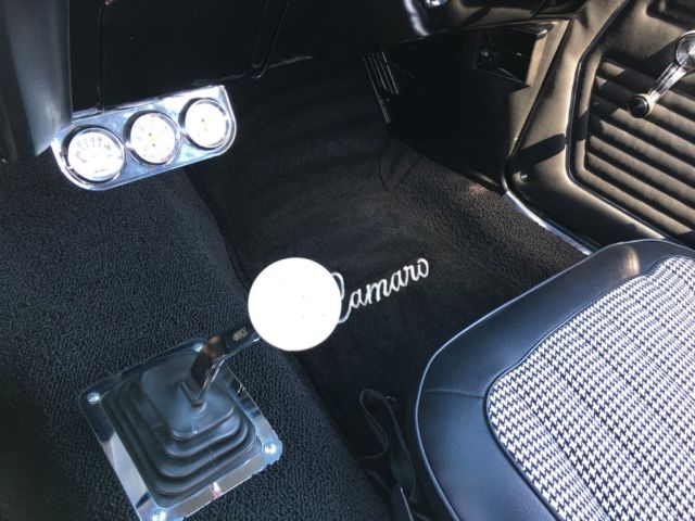 1969 Chevrolet Camaro - photo 12