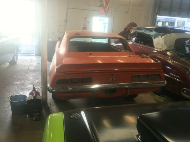 1969 Chevrolet Camaro SS 396 - photo 6