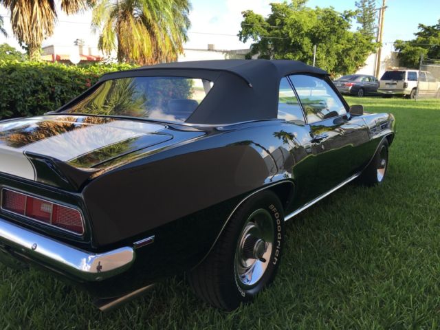 1969 Chevrolet Camaro - photo 12