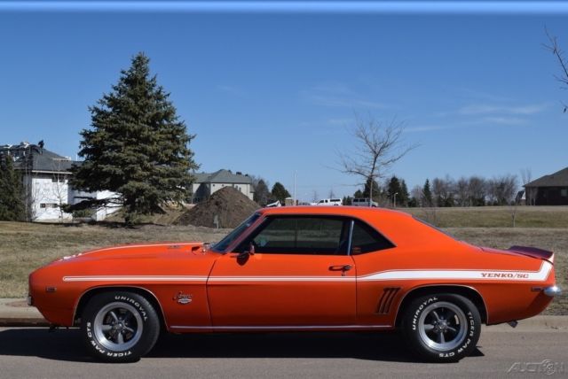 1969 Chevrolet Camaro Big Block 396 Muncie 4-Speed Yenko Tribute - photo 6