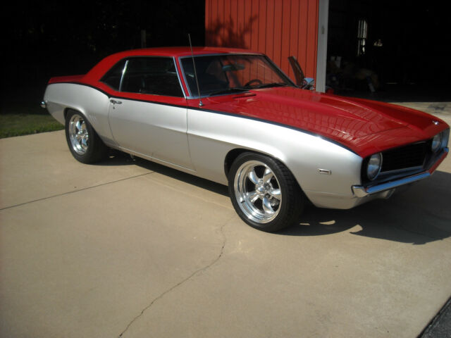 1969 Chevrolet Camaro - photo 8