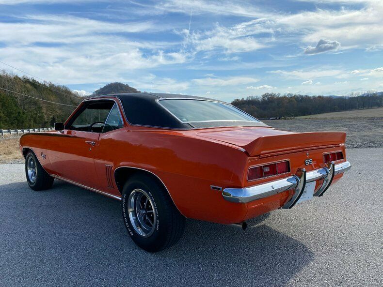1969 Chevrolet Camaro - photo 10