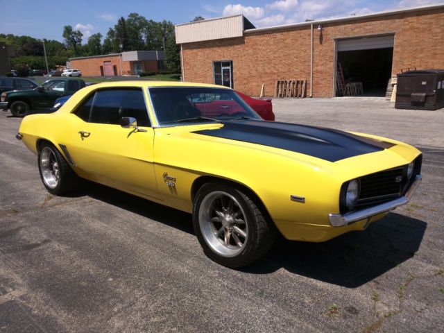 1969 CAMARO SS PRO TOURING, HOTCHKIS, FORD 9 INCH, 4WHEEL DISC BRAKES, LT1 1969 Chevrolet Camaro SS