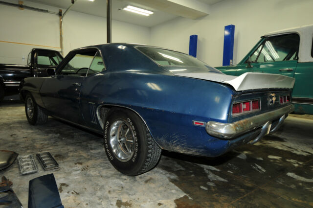 1969 Chevrolet Camaro X11 Deluxe Interior - photo 5