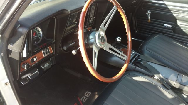 1969 Chevrolet Camaro Rally Sport Z28 - photo 6