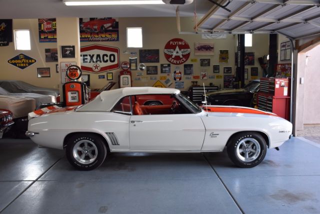 1969 Chevrolet Camaro Z11 Pacecar - photo 2