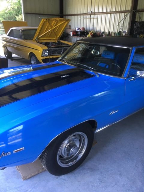 1969 Chevrolet Camaro Z28 "CLONE" - photo 4