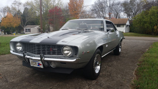 1969 Chevrolet Camaro X77 D80 DZ302