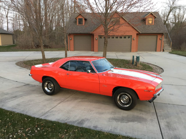 1969 Chevrolet Camaro Z28 - photo 3
