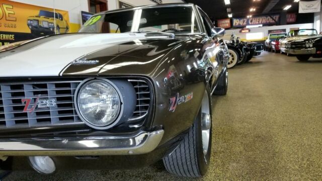 1969 Chevrolet Camaro Z28 - photo 11